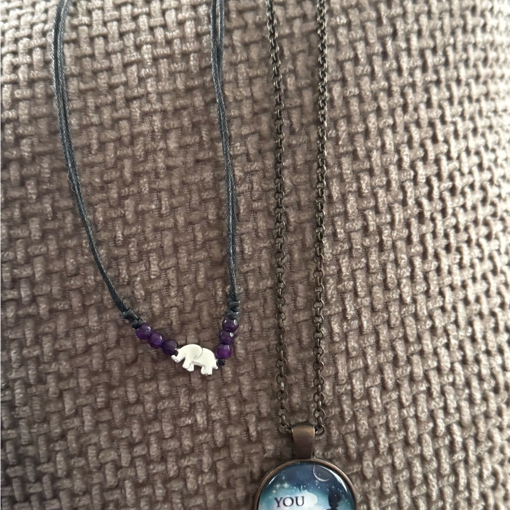 Adorable necklaces bundle - Picture 2 of 2